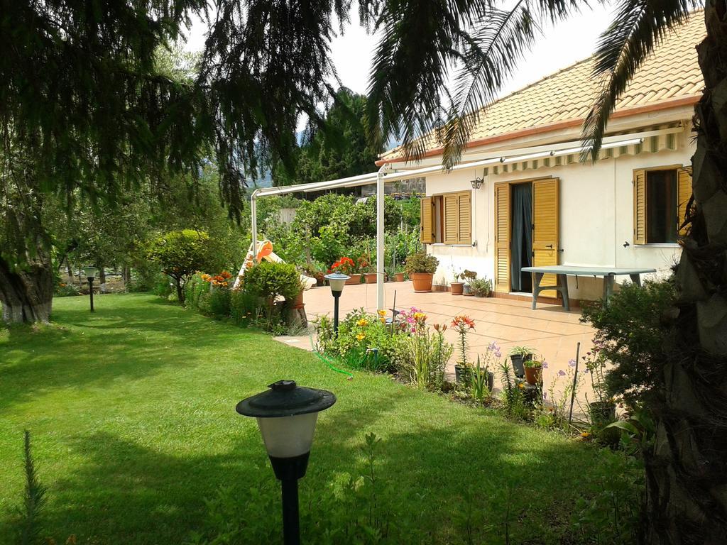 Villa Etna Piedimonte Etneo Exteriör bild